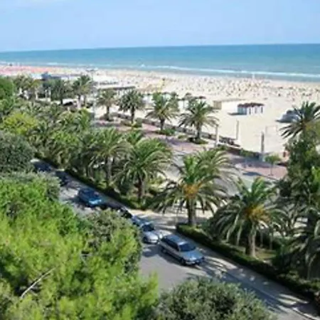 Διαμέρισμα Apartment In The Heart Of Giulianova Next To The Sea *